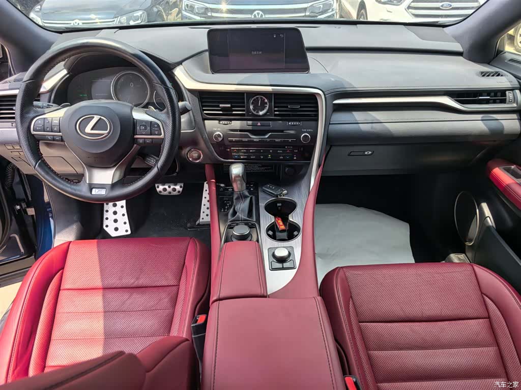 Lexus RX, 2018 11