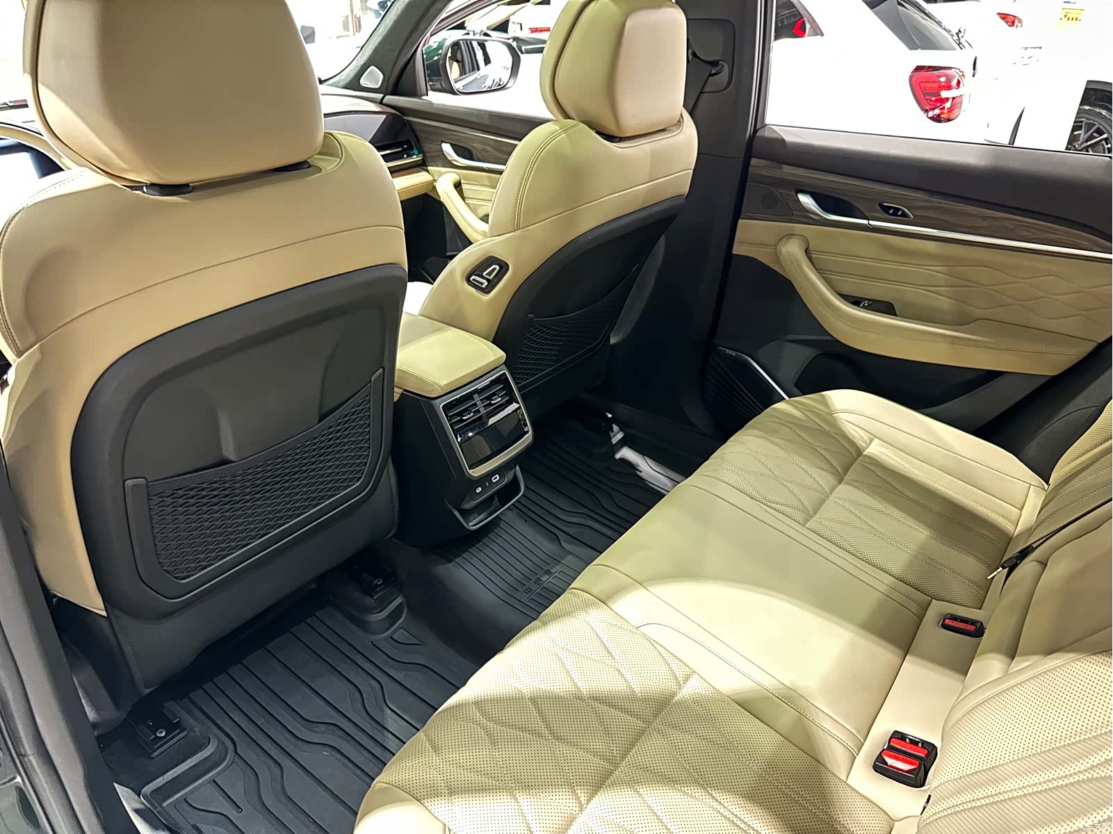Geely Xingyue L, 2024 9