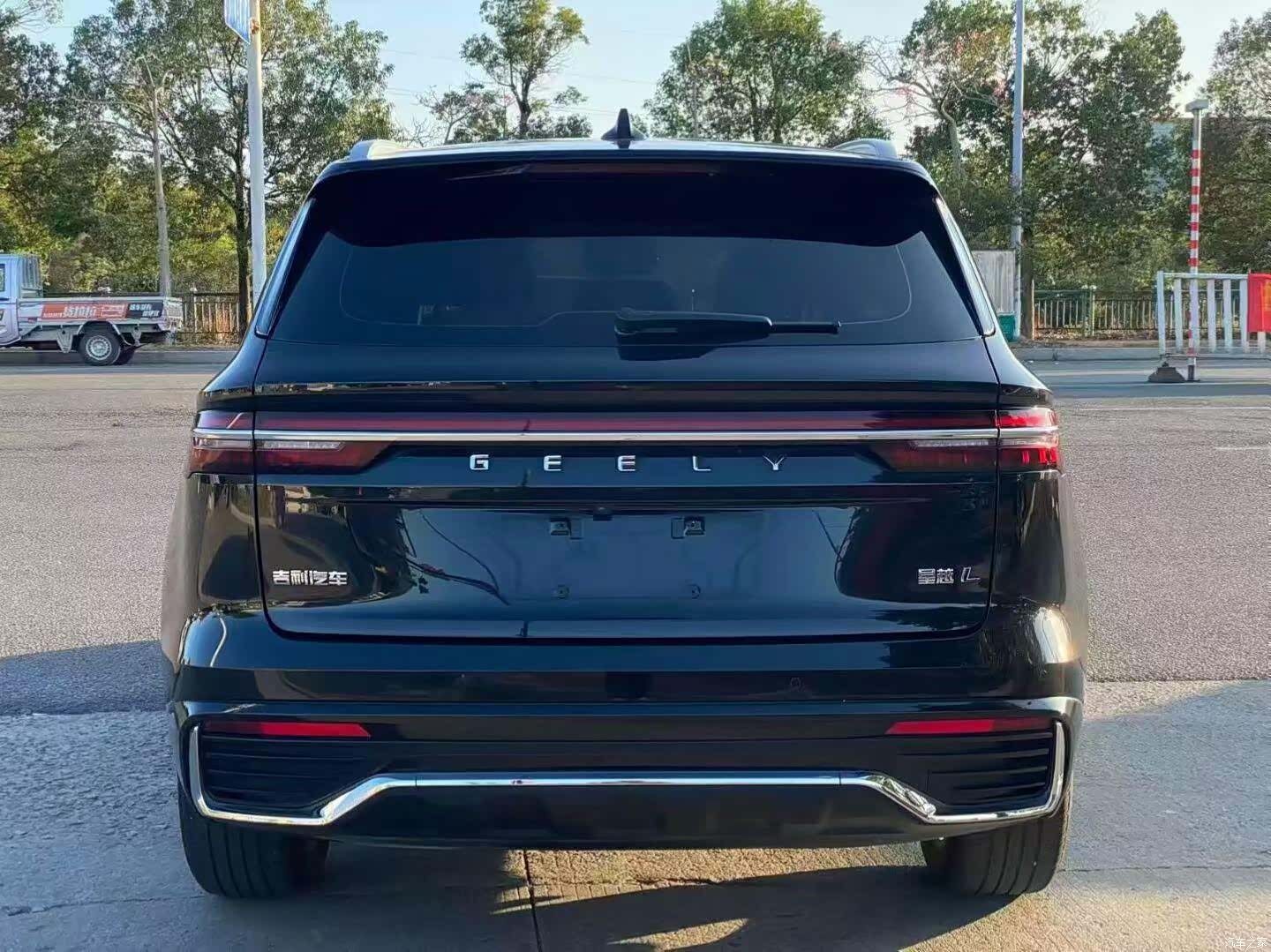Geely Xingyue L, 2024 8