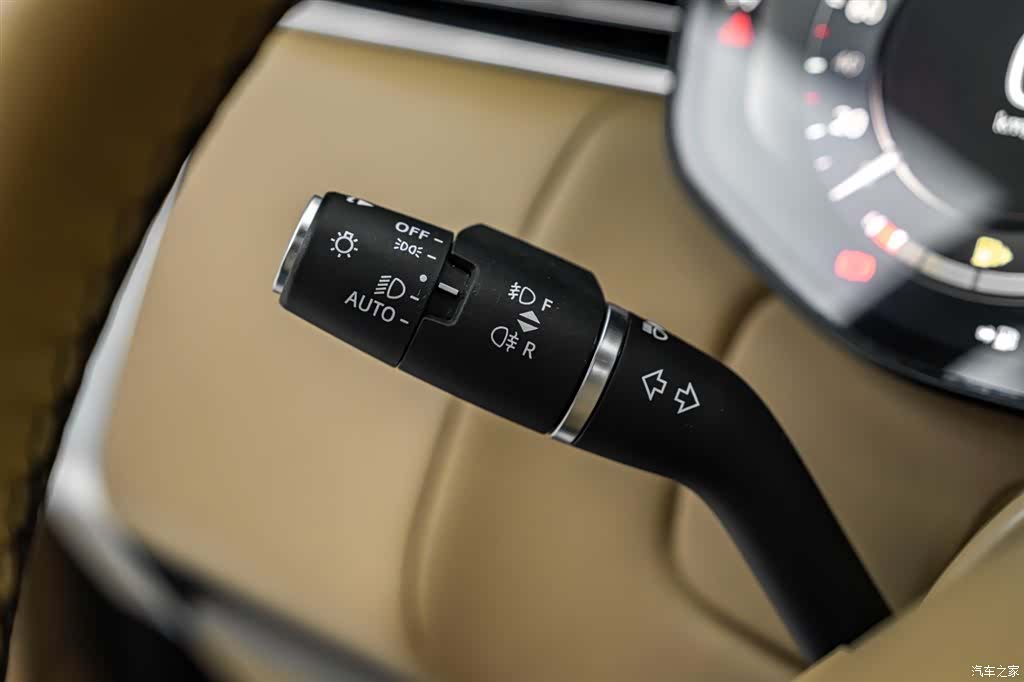 Land Rover Range Rover, 2025 11