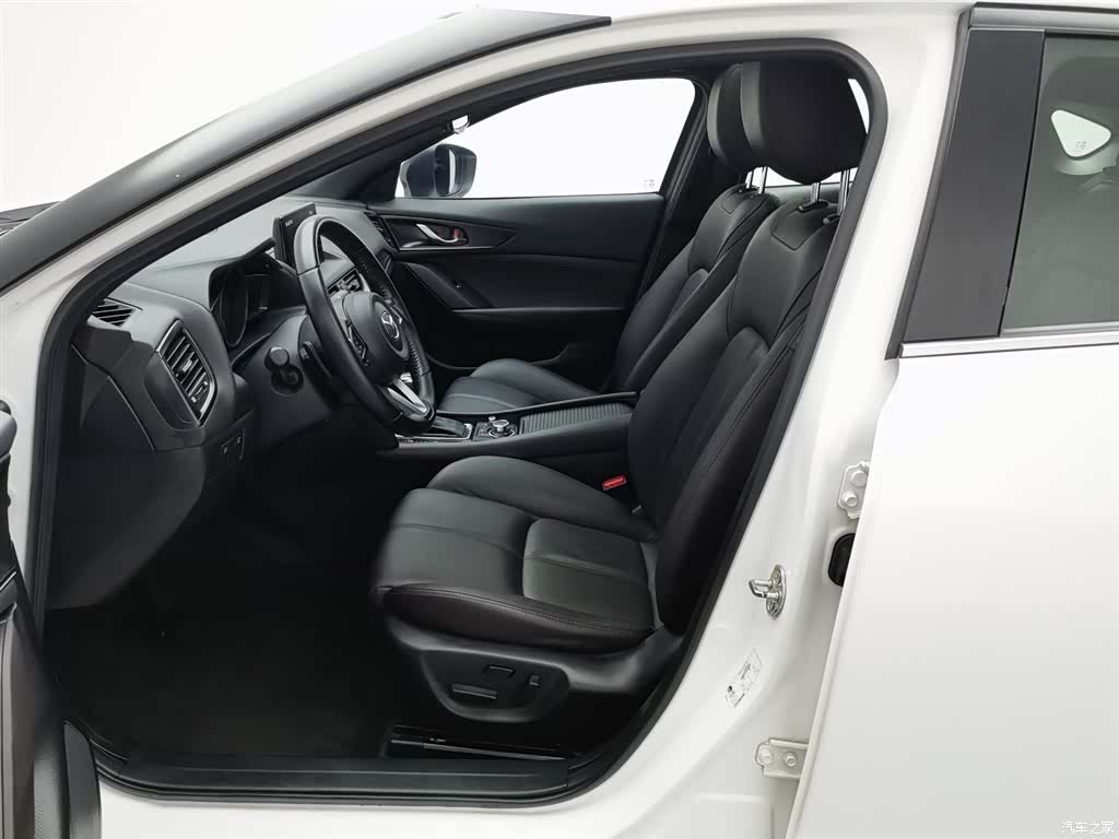 Mazda CX-4, 2020 10