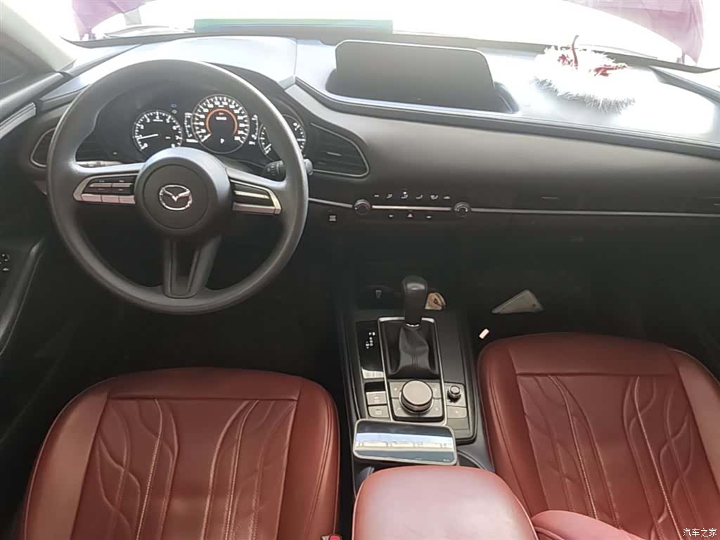 Mazda CX-30, 2021 10