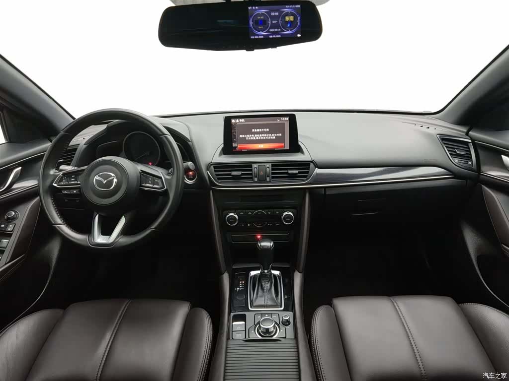 Mazda CX-4, 2020 все фото