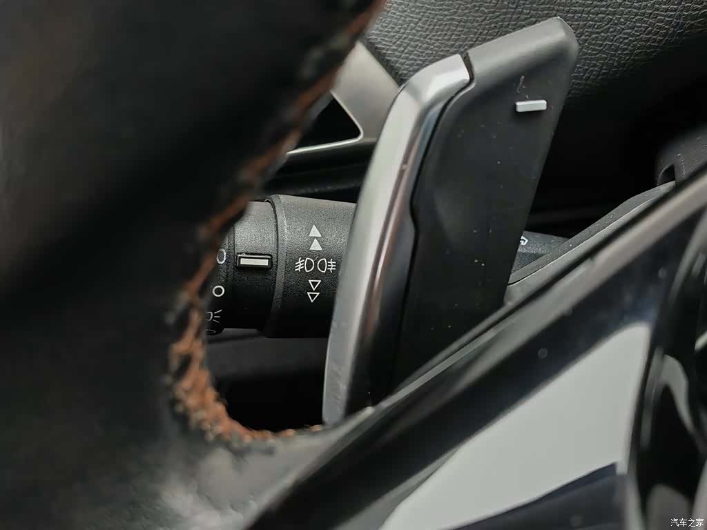 Peugeot 5008, 2017 21