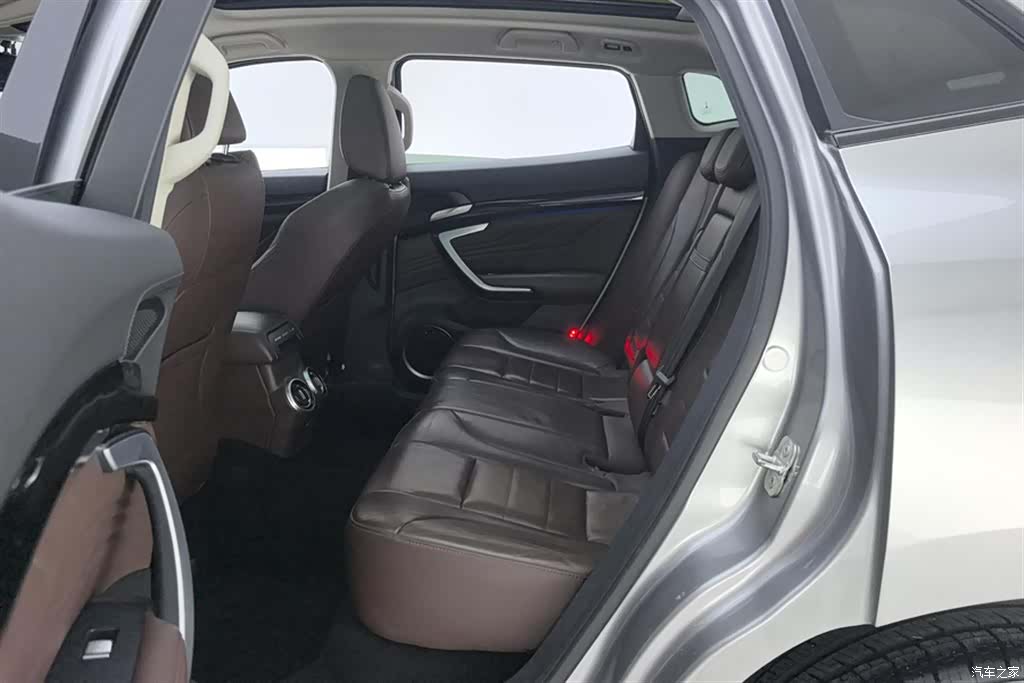 WEY VV7, 2019 11