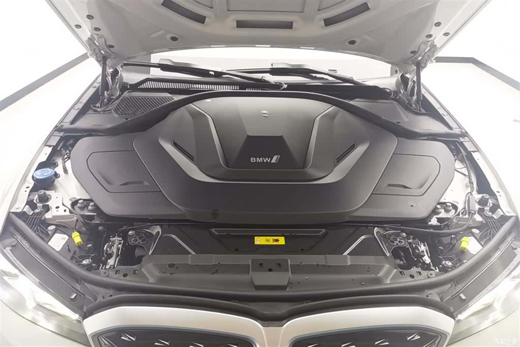 BMW i3, 2023 10