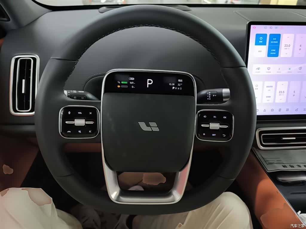 Li Auto L6, 2025 11