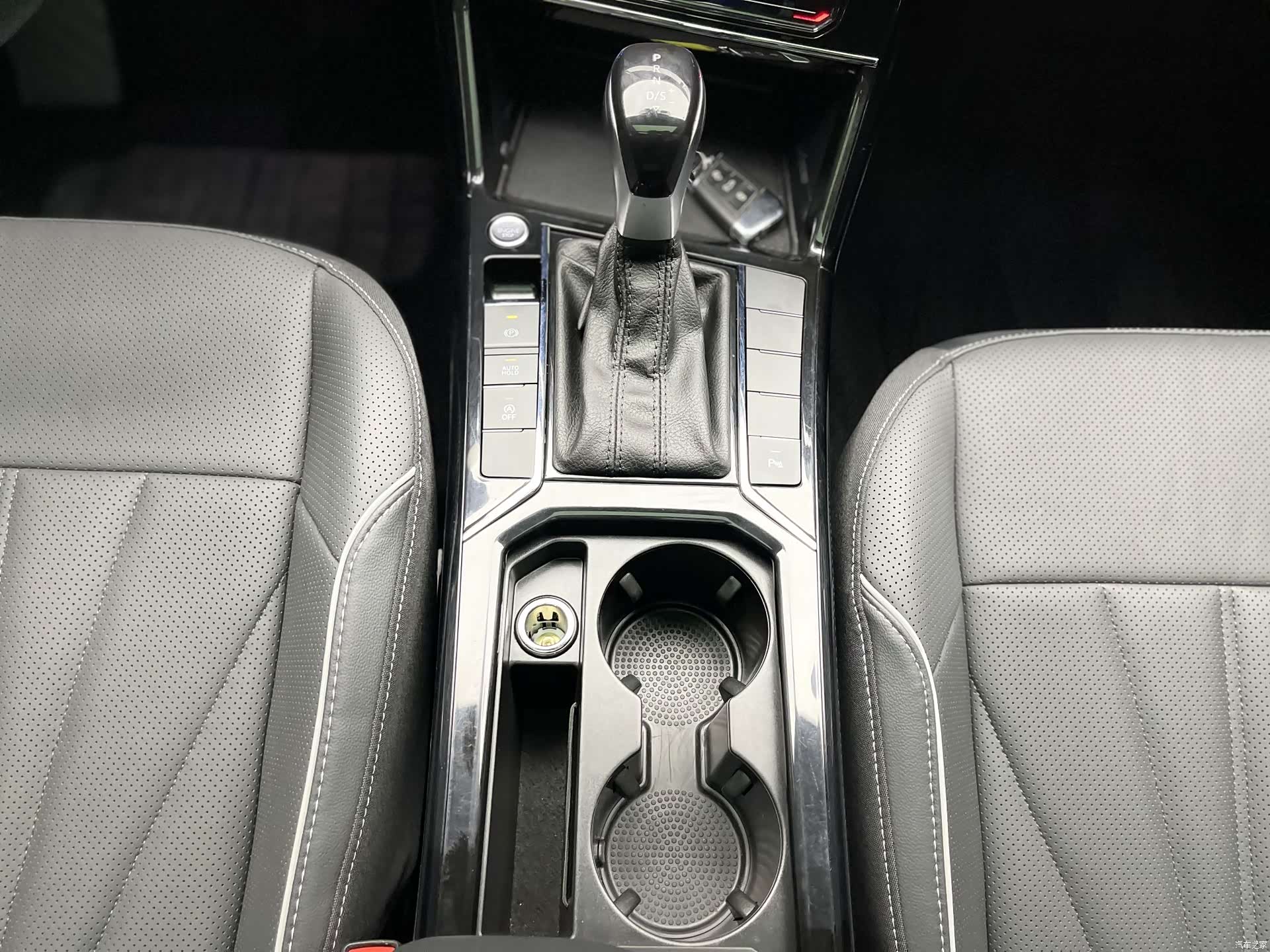 Volkswagen Passat, 2024 18
