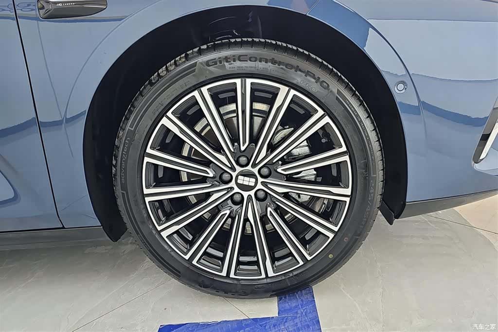 Geely 8, 2025 6
