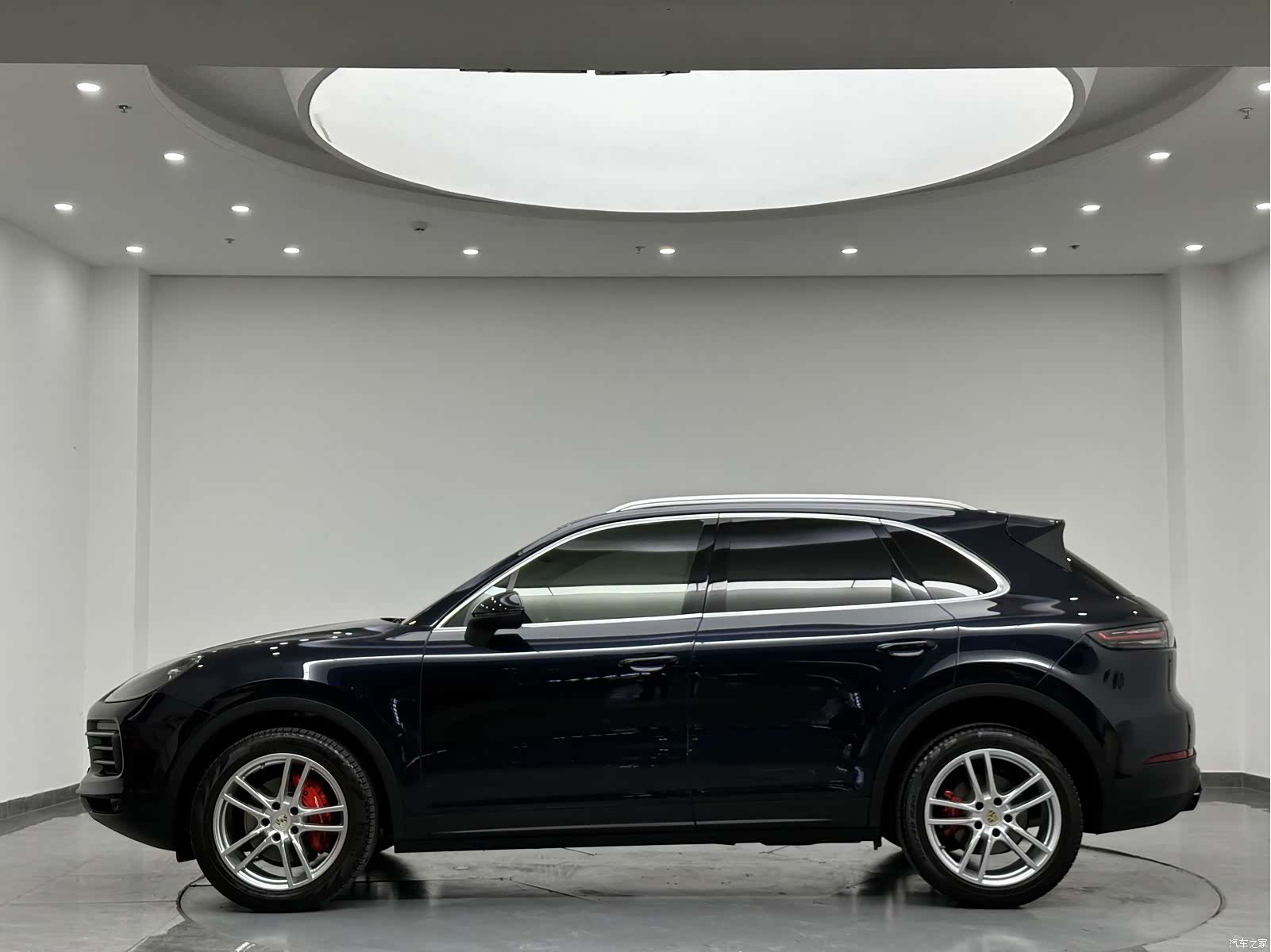 Porsche Cayenne, 2019 все фото