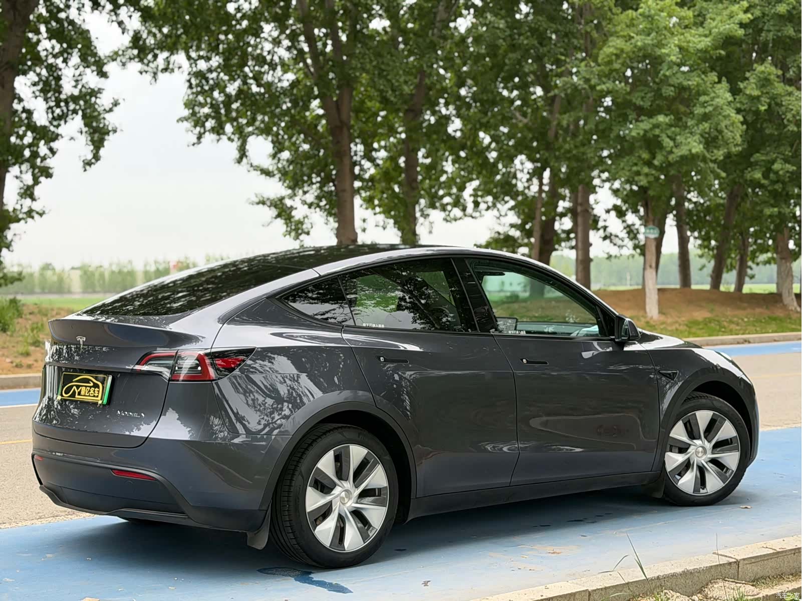 Tesla Model Y, 2022 6