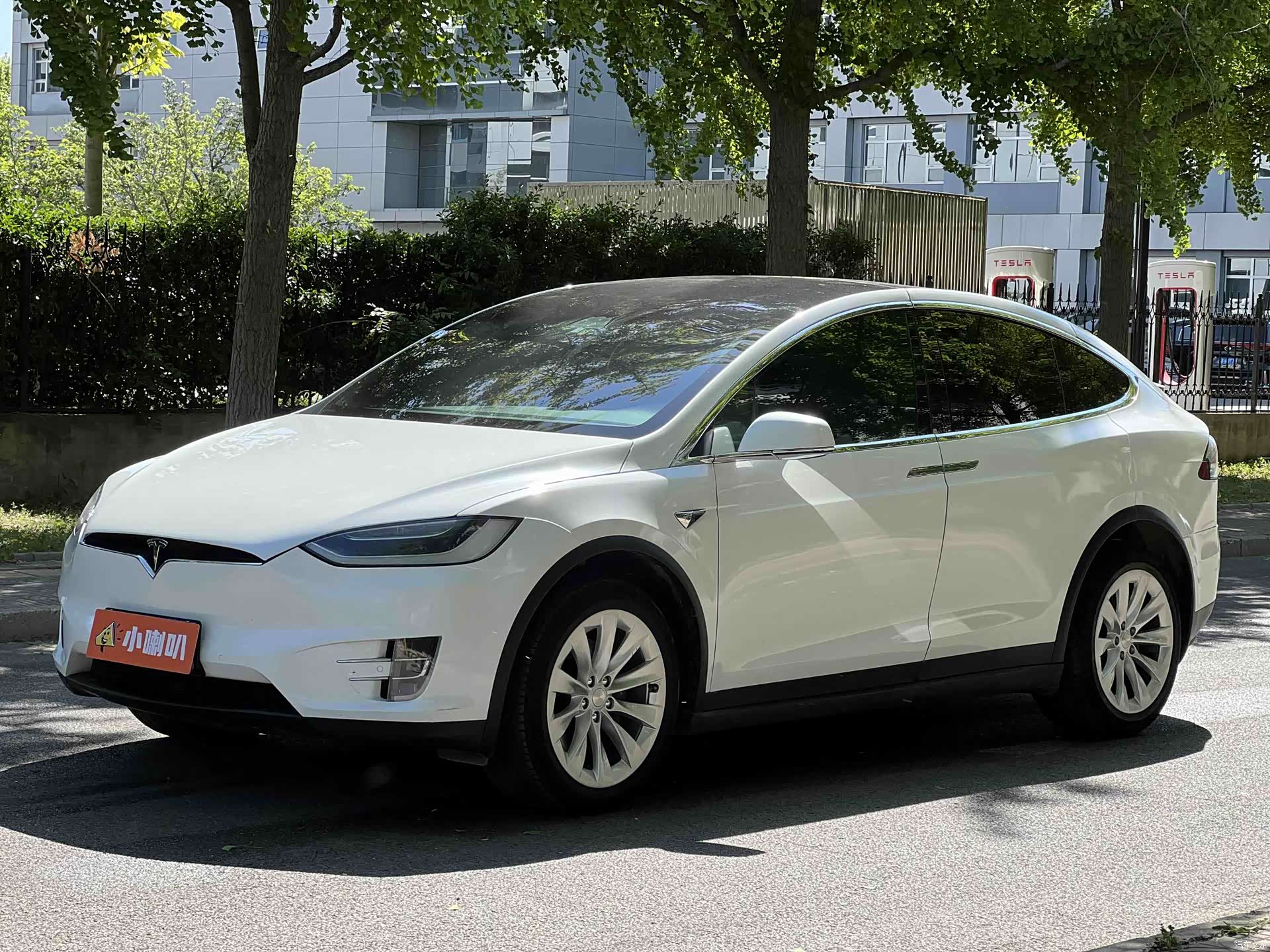 Tesla Model X, 2017 1