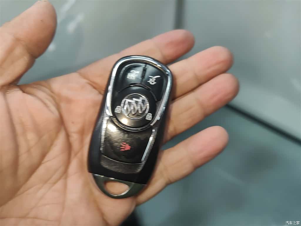 Buick Envision Plus, 2019 17