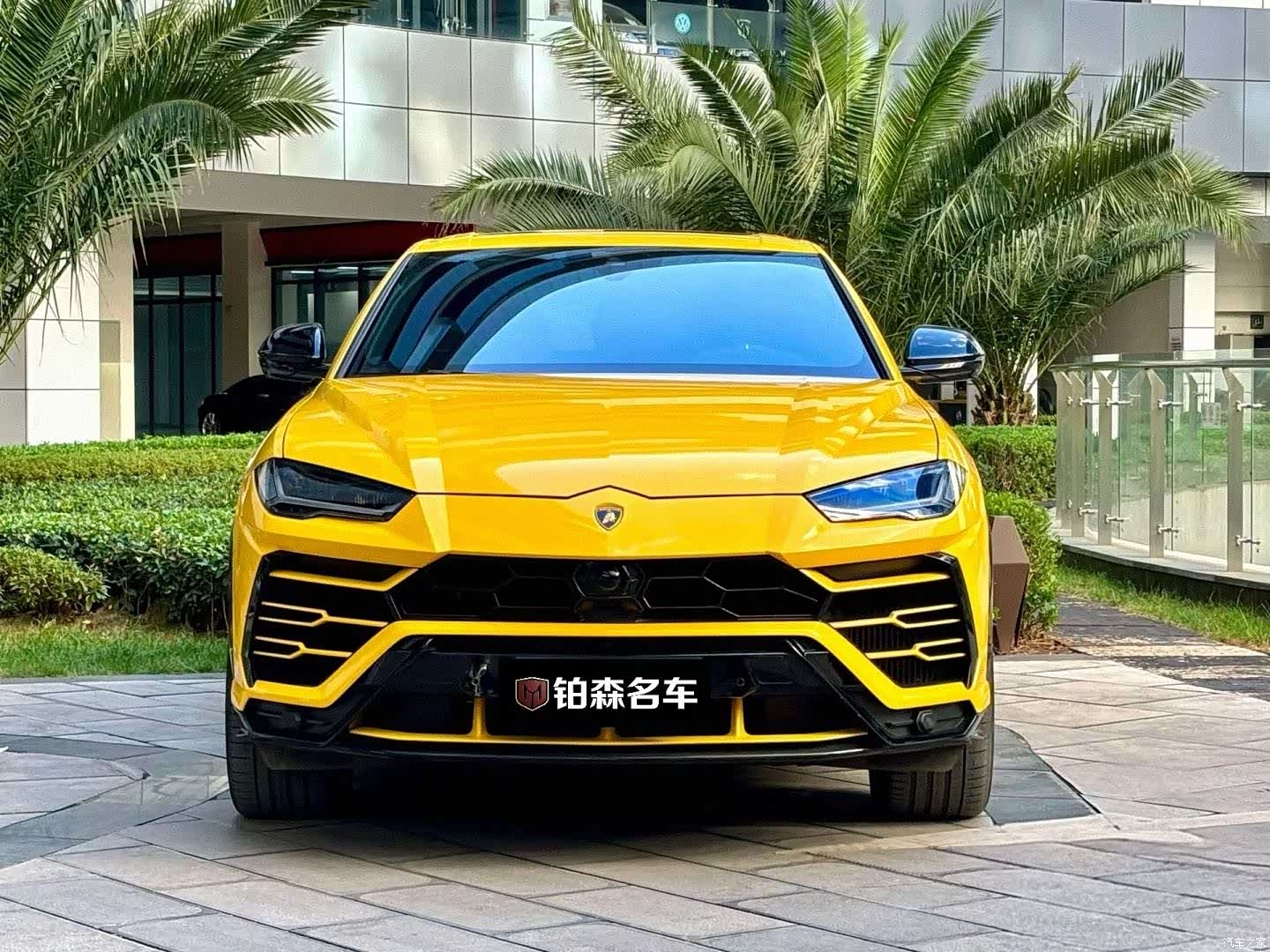 Lamborghini Urus, 2019 2