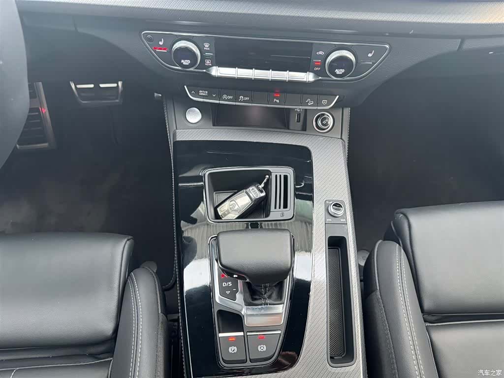 Audi Q5L, 2024 8