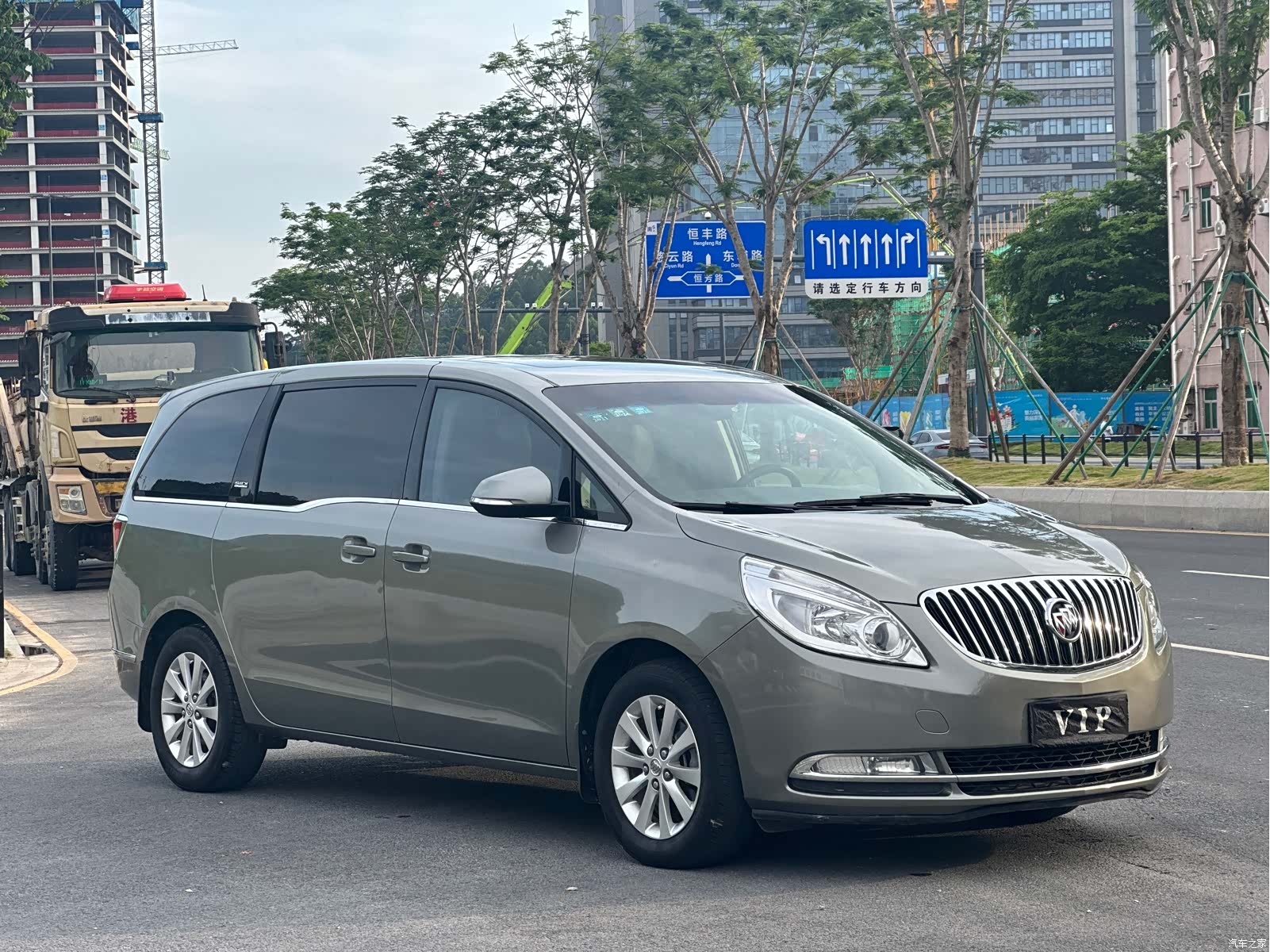 Buick GL8, 2013 3