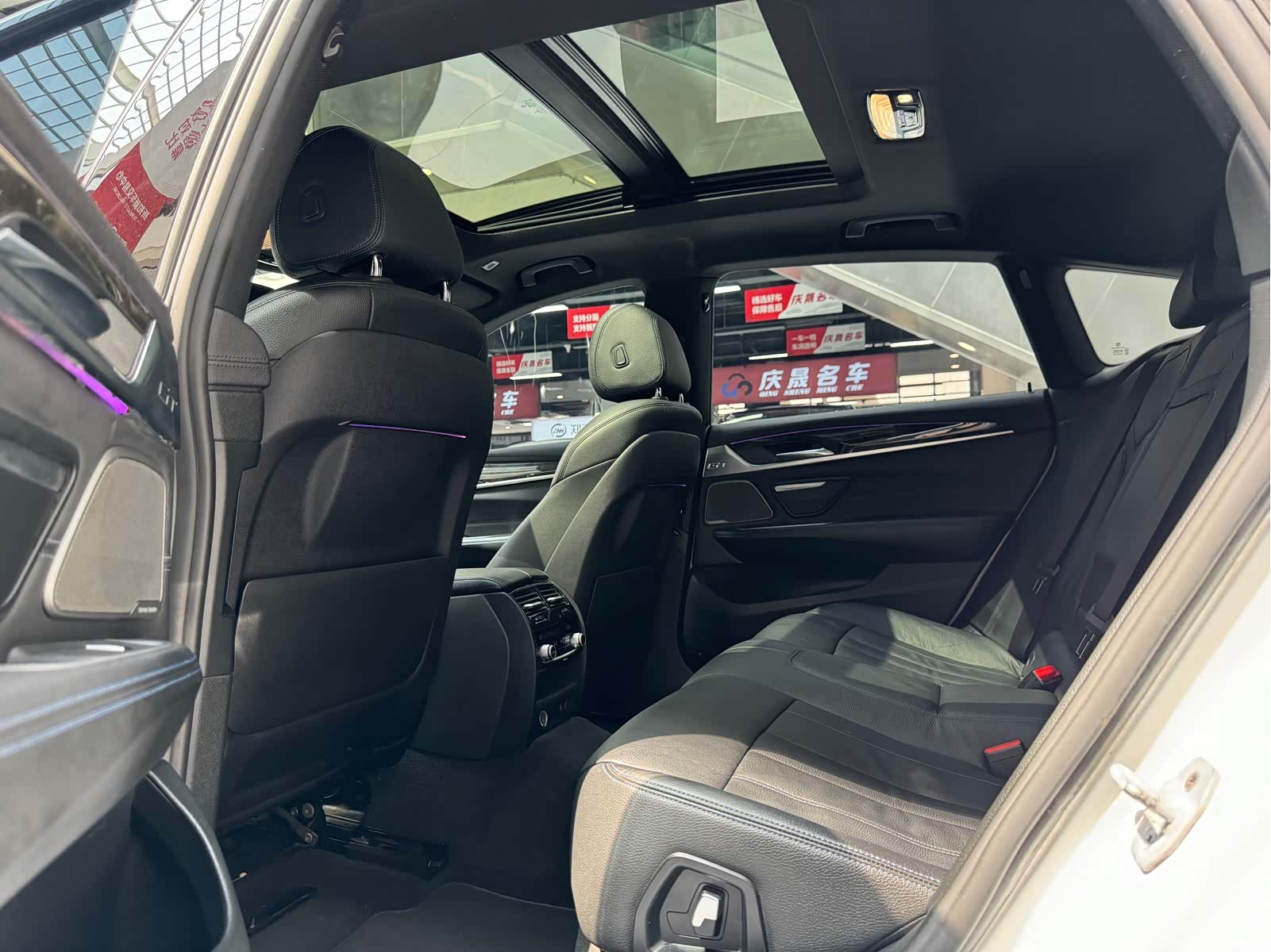 BMW 6 Series GT, 2019 8