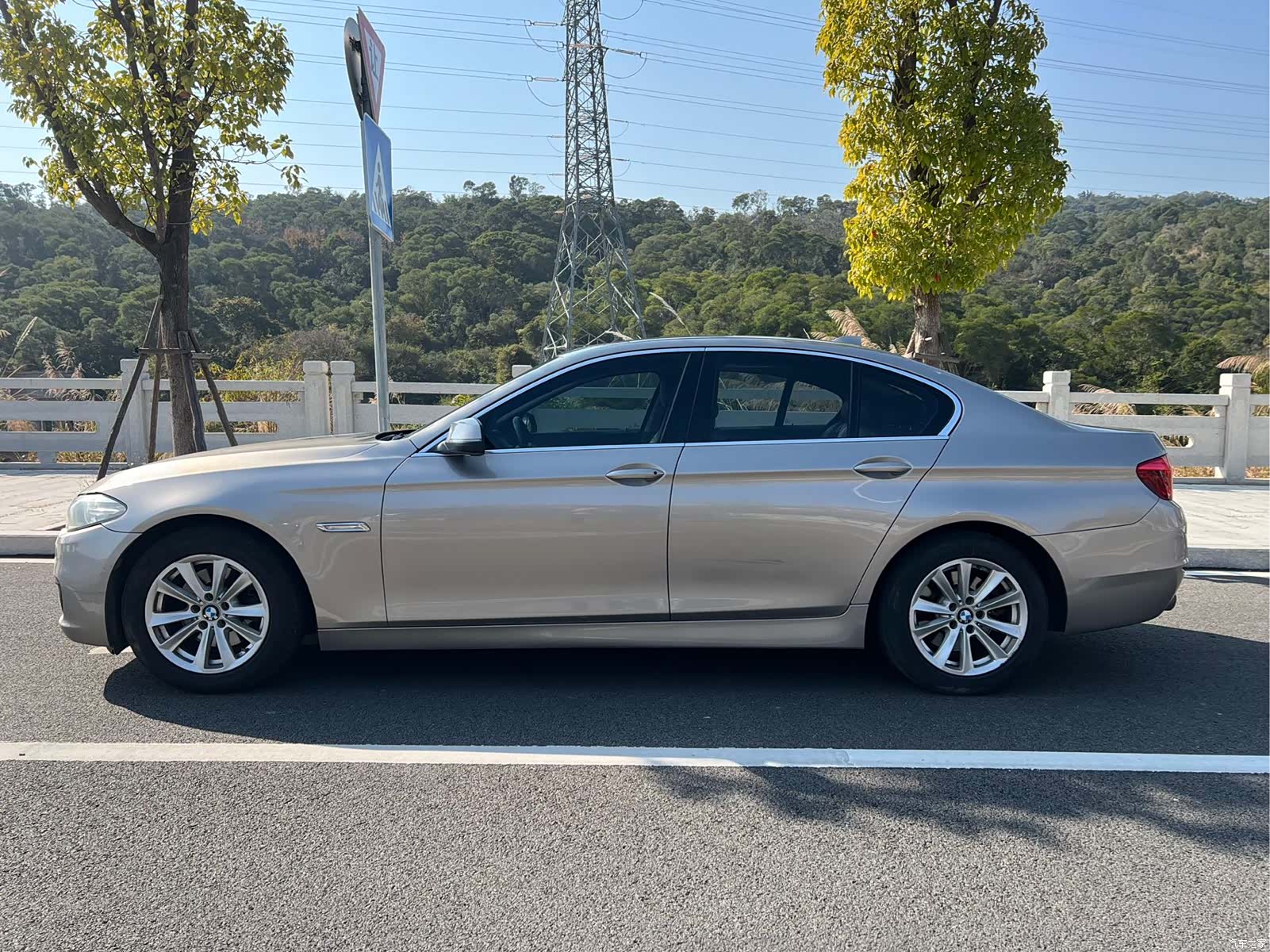 BMW 5 Series, 2015 4