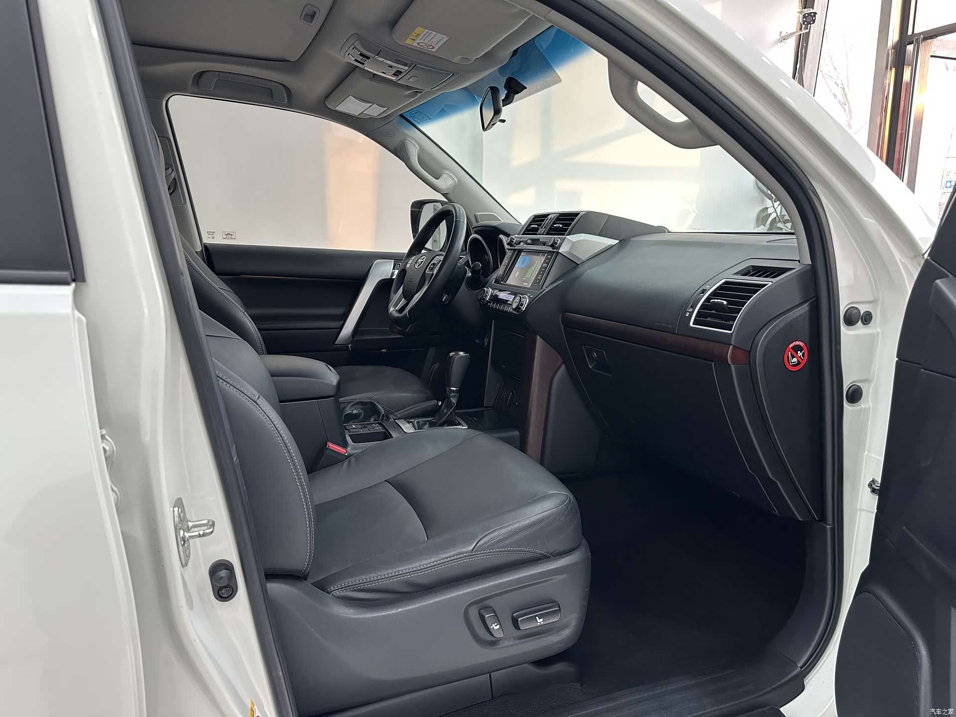 Toyota Prado, 2017 6