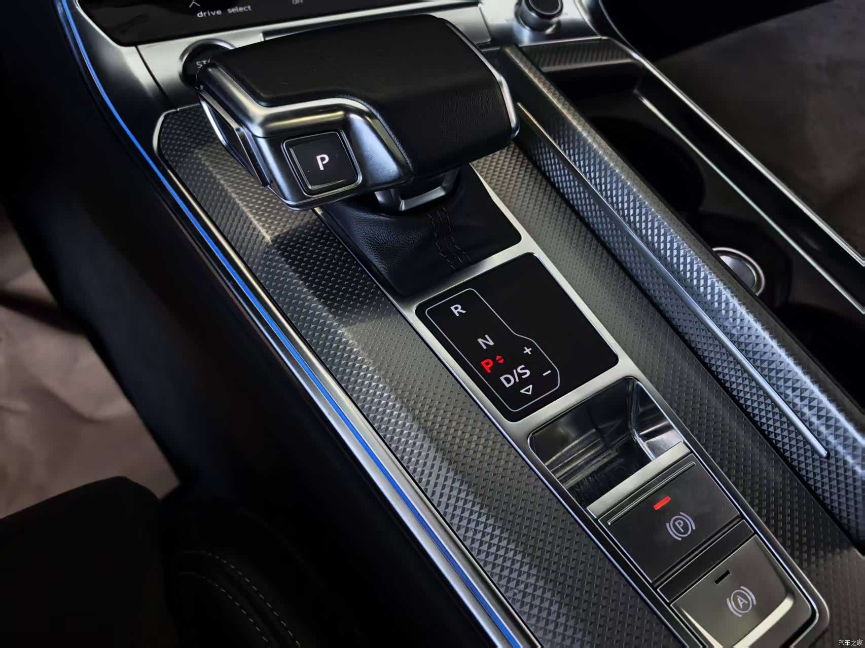 Audi A6L, 2023 все фото
