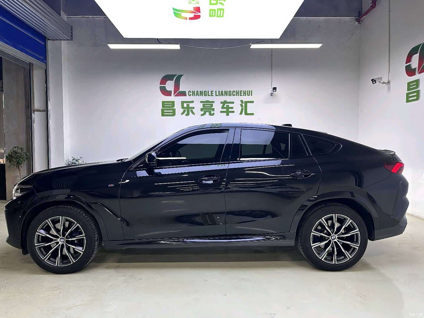 BMW X6, 2022 13