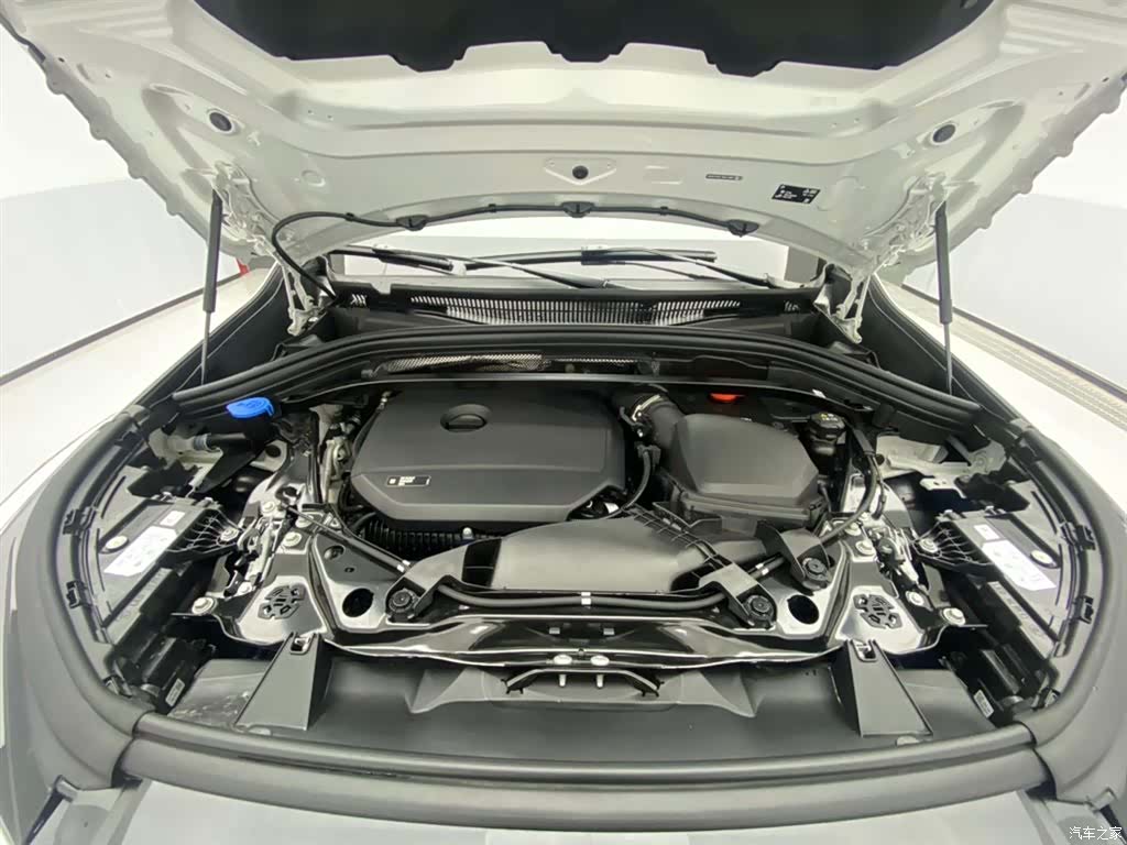 BMW X1, 2026 12