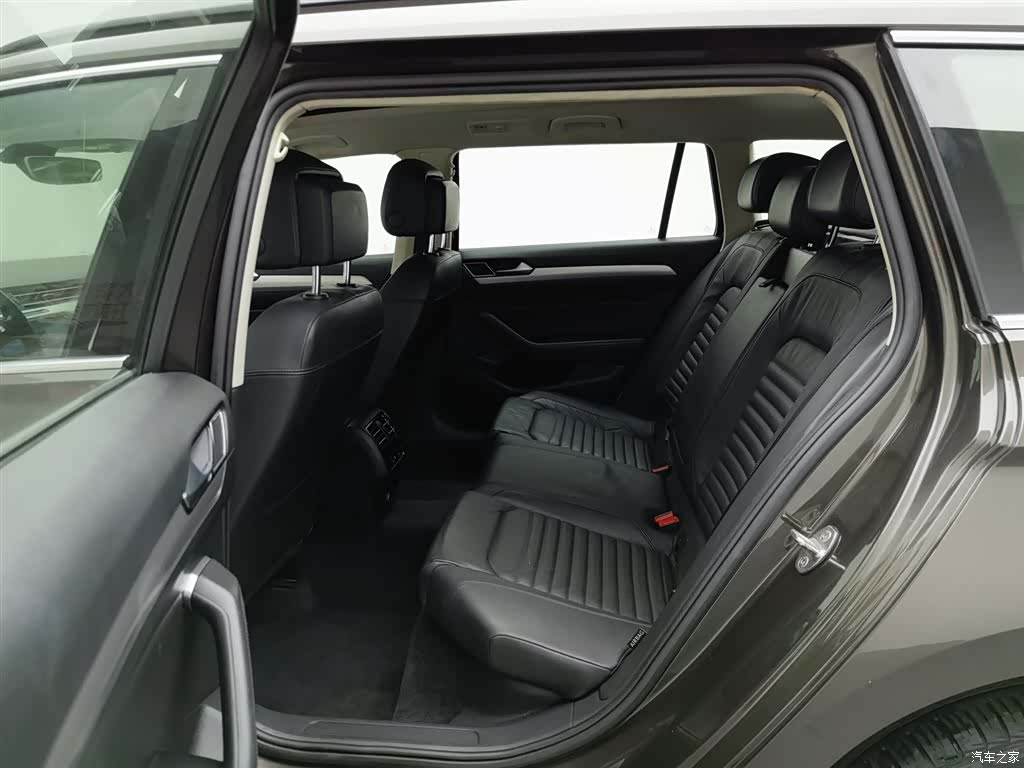 Volkswagen Variant, 2017 15