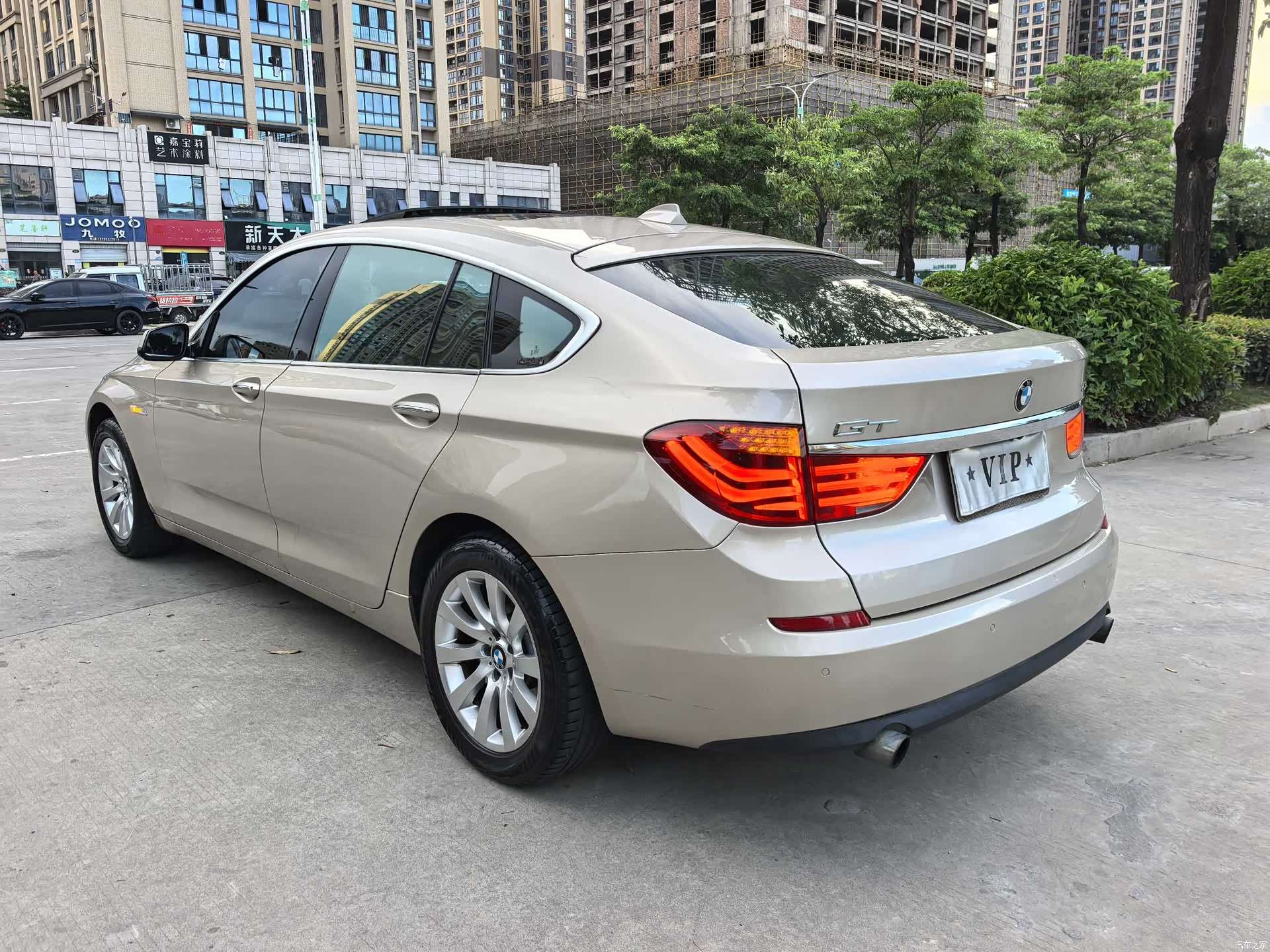 BMW 5 Series, 2011 16