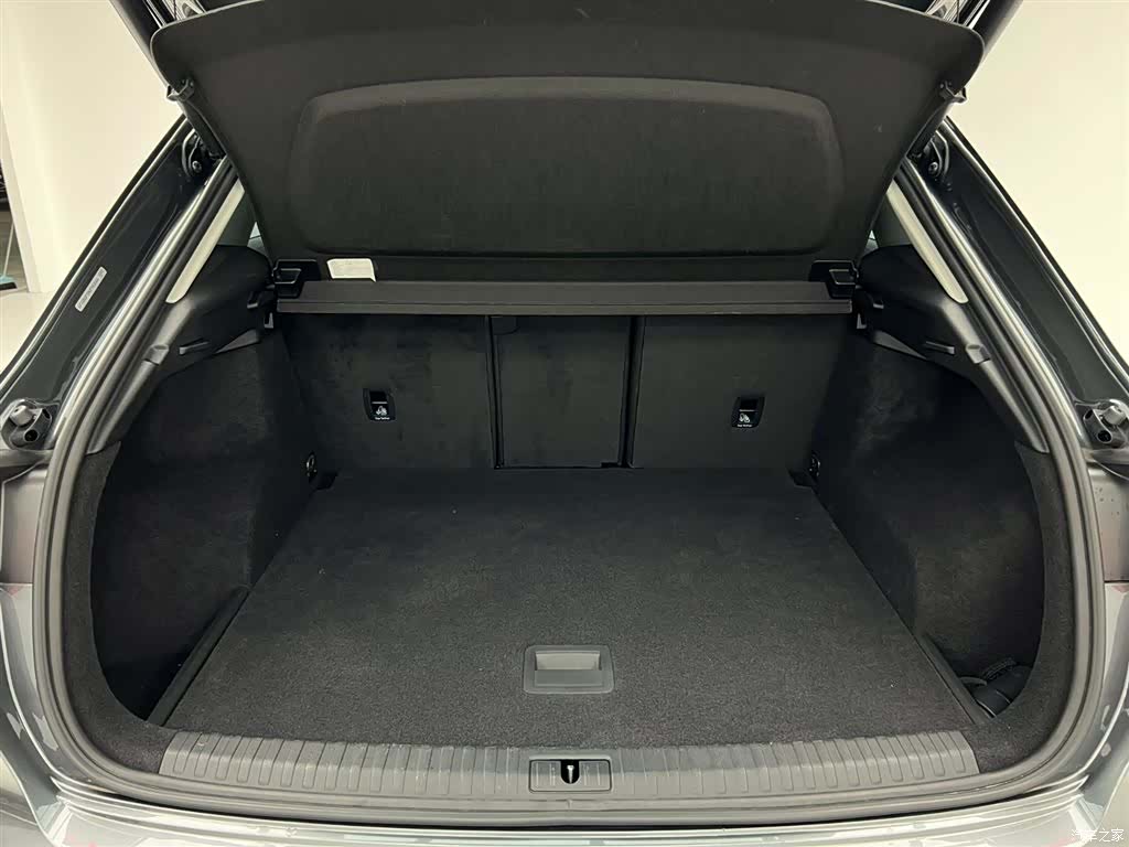 Audi Q3, 2021 13
