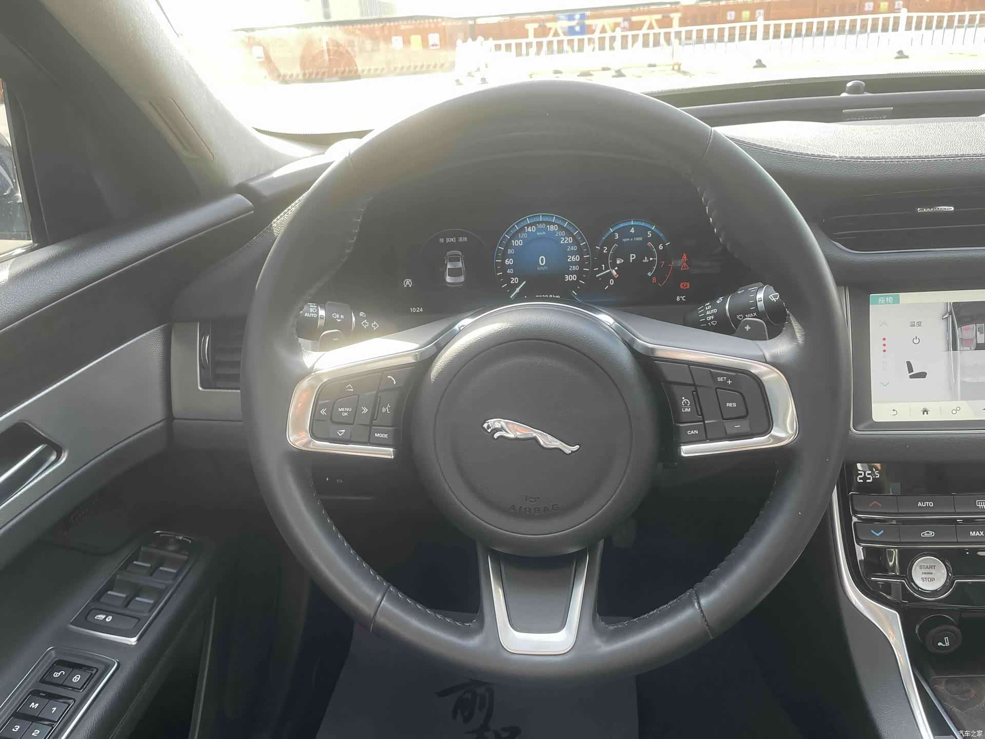 Land Rover P250, 2021 11