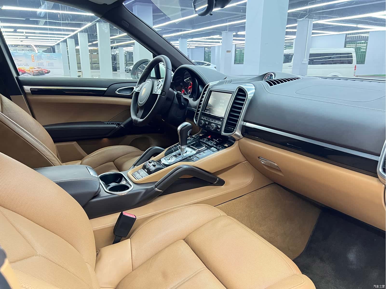 Porsche Cayenne, 2012 16