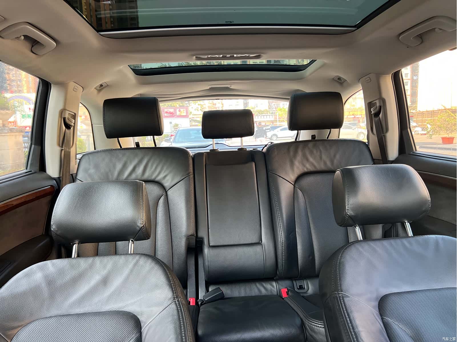 Audi Q7, 2011 17