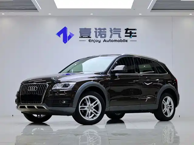 Audi Q5 2018 — купить из Китая под заказ