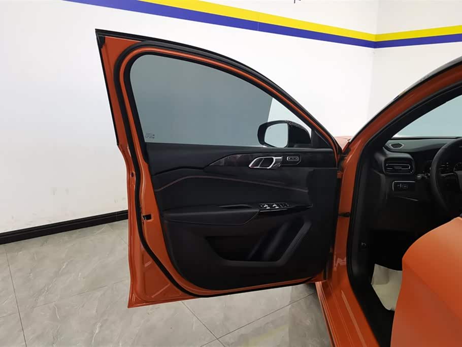 Lynk & Co 02 Hatchback