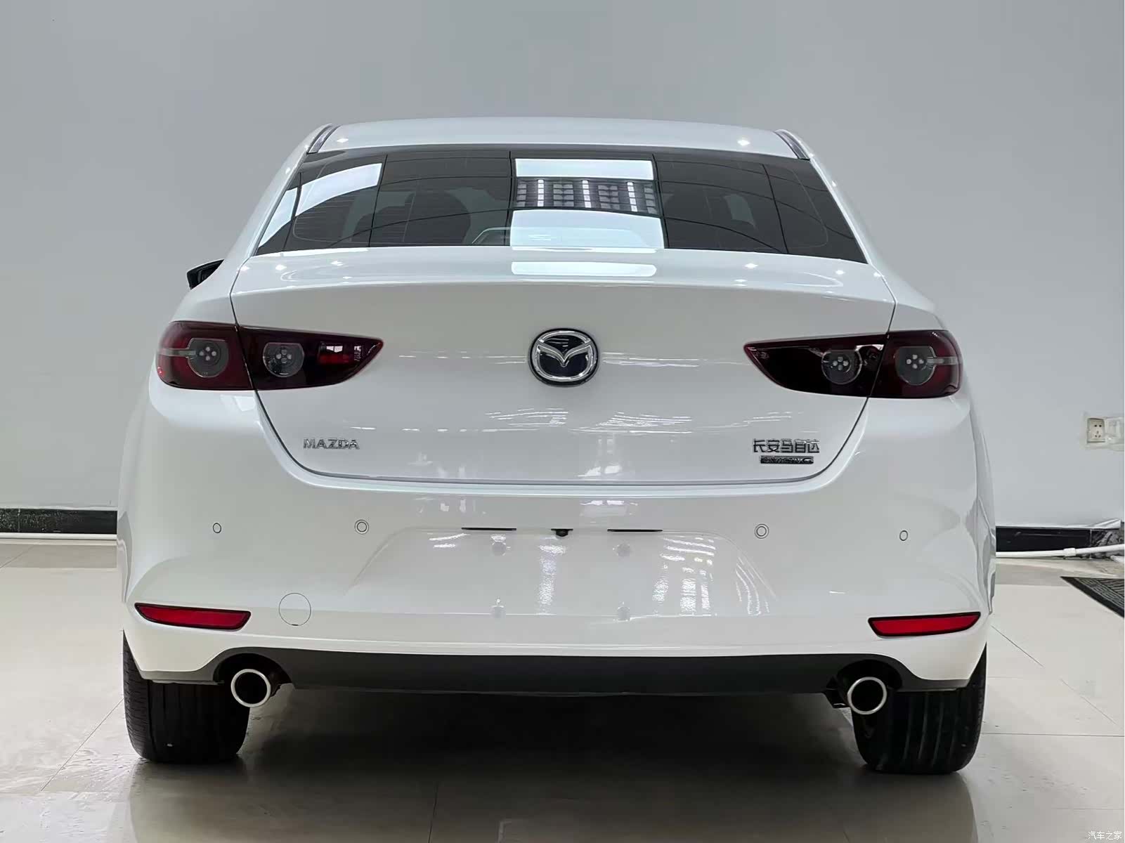 Mazda Mazda3, 2023 все фото