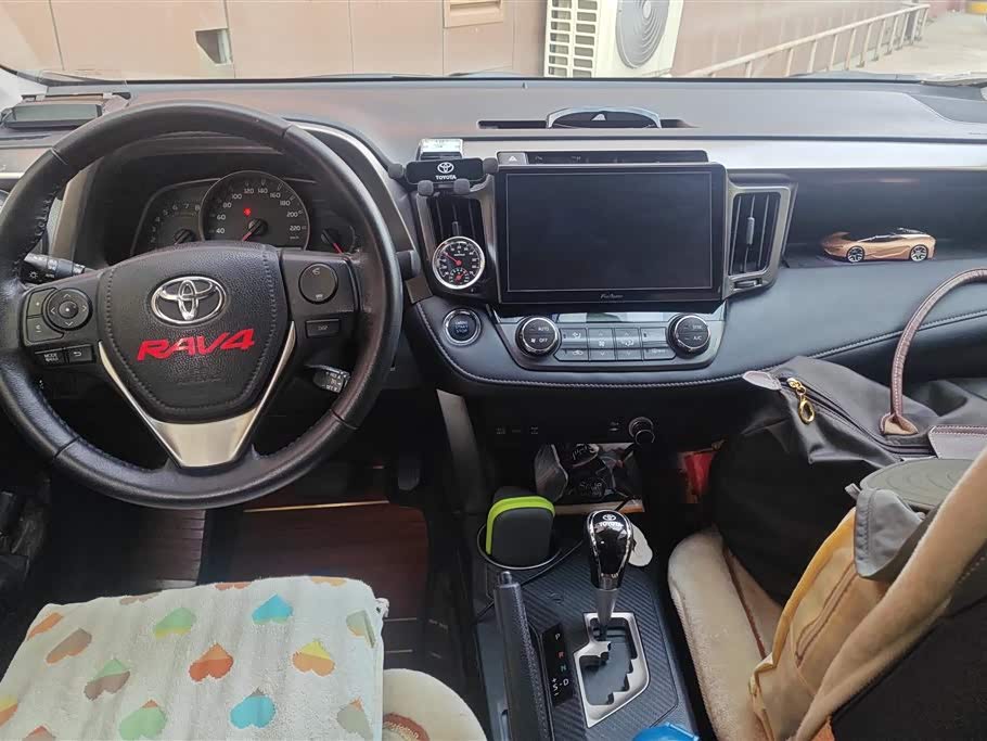 Toyota RAV4 Rongfang