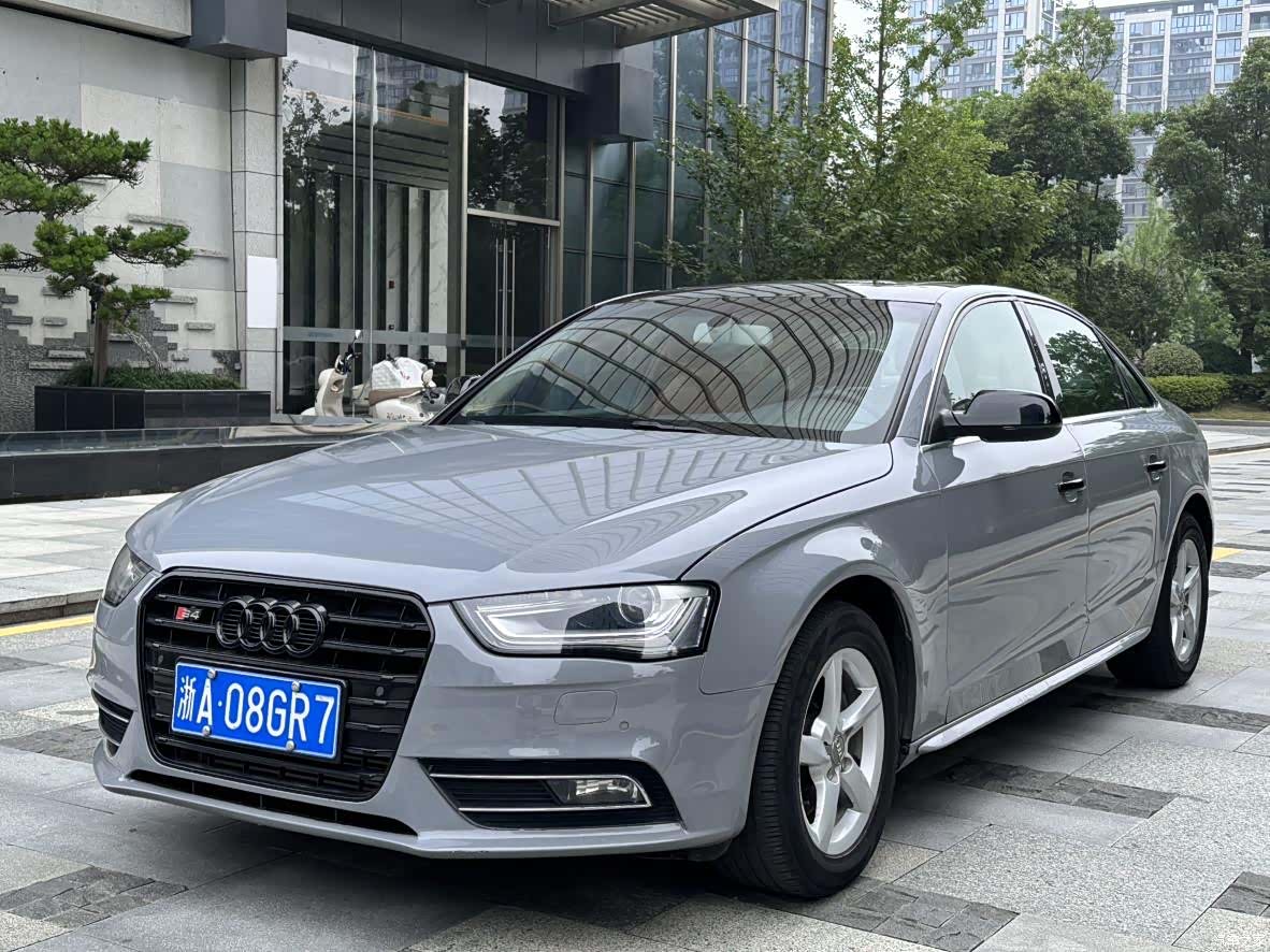 Audi A4L, 2013 1