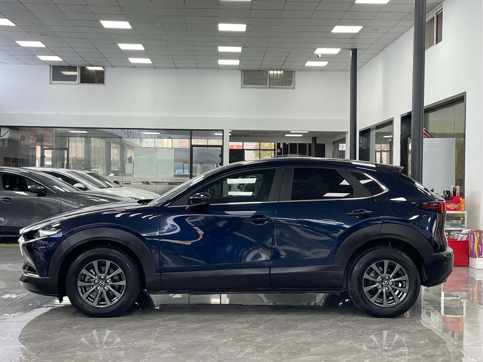 Mazda CX-30, 2021 все фото