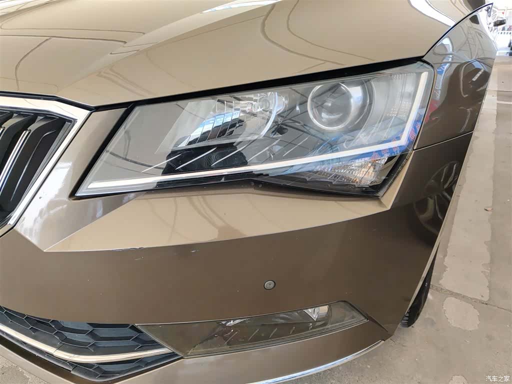 Skoda Superb, 2019 24