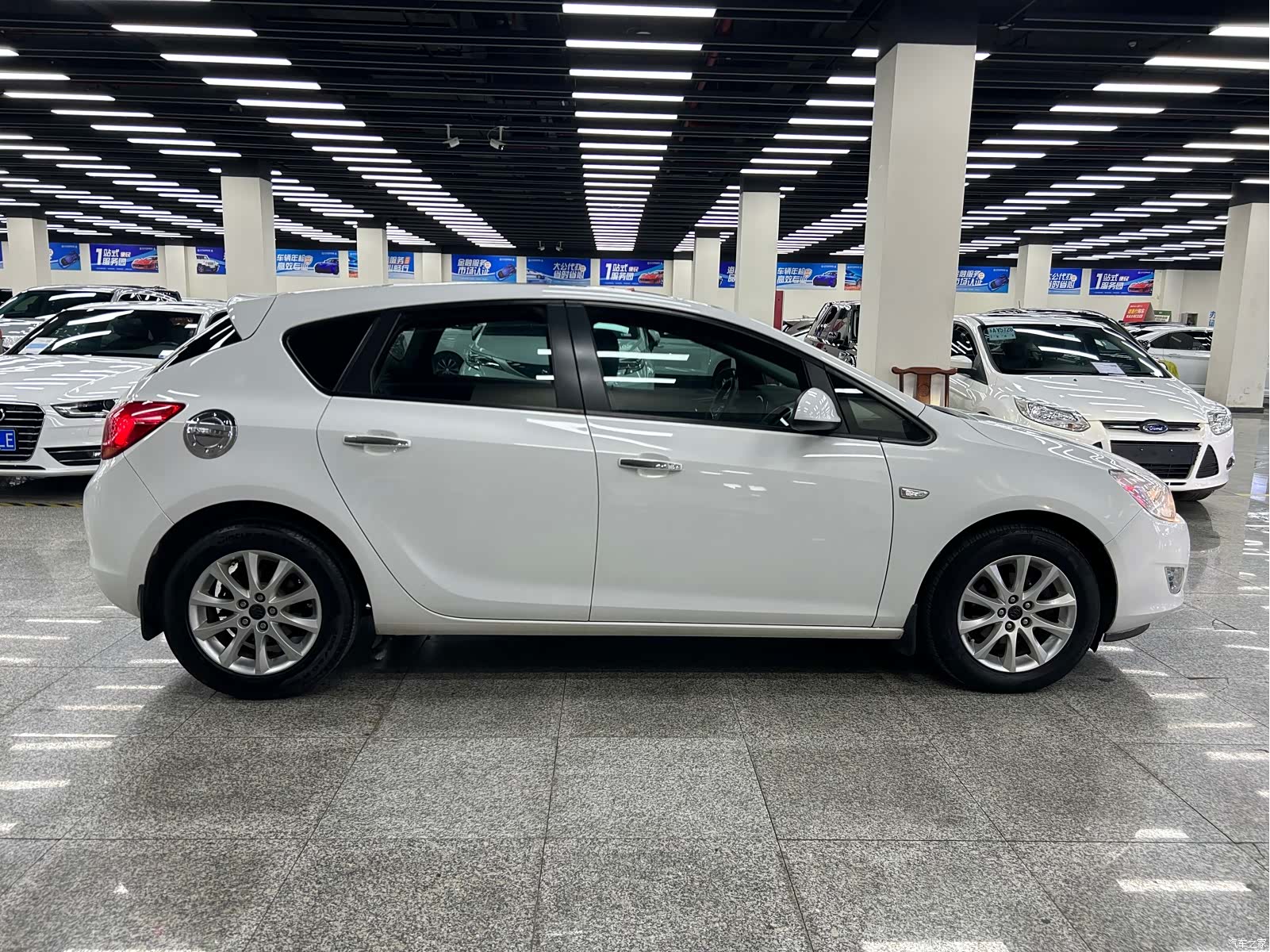 Buick XT, 2013 8