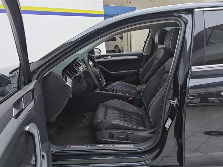 Volkswagen Magotan GTE