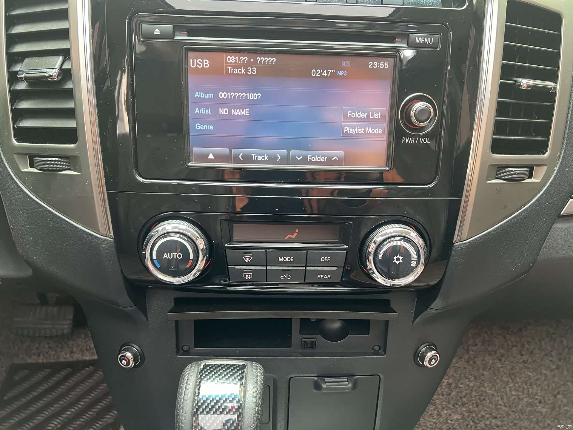 Mitsubishi Pajero, 2019 13