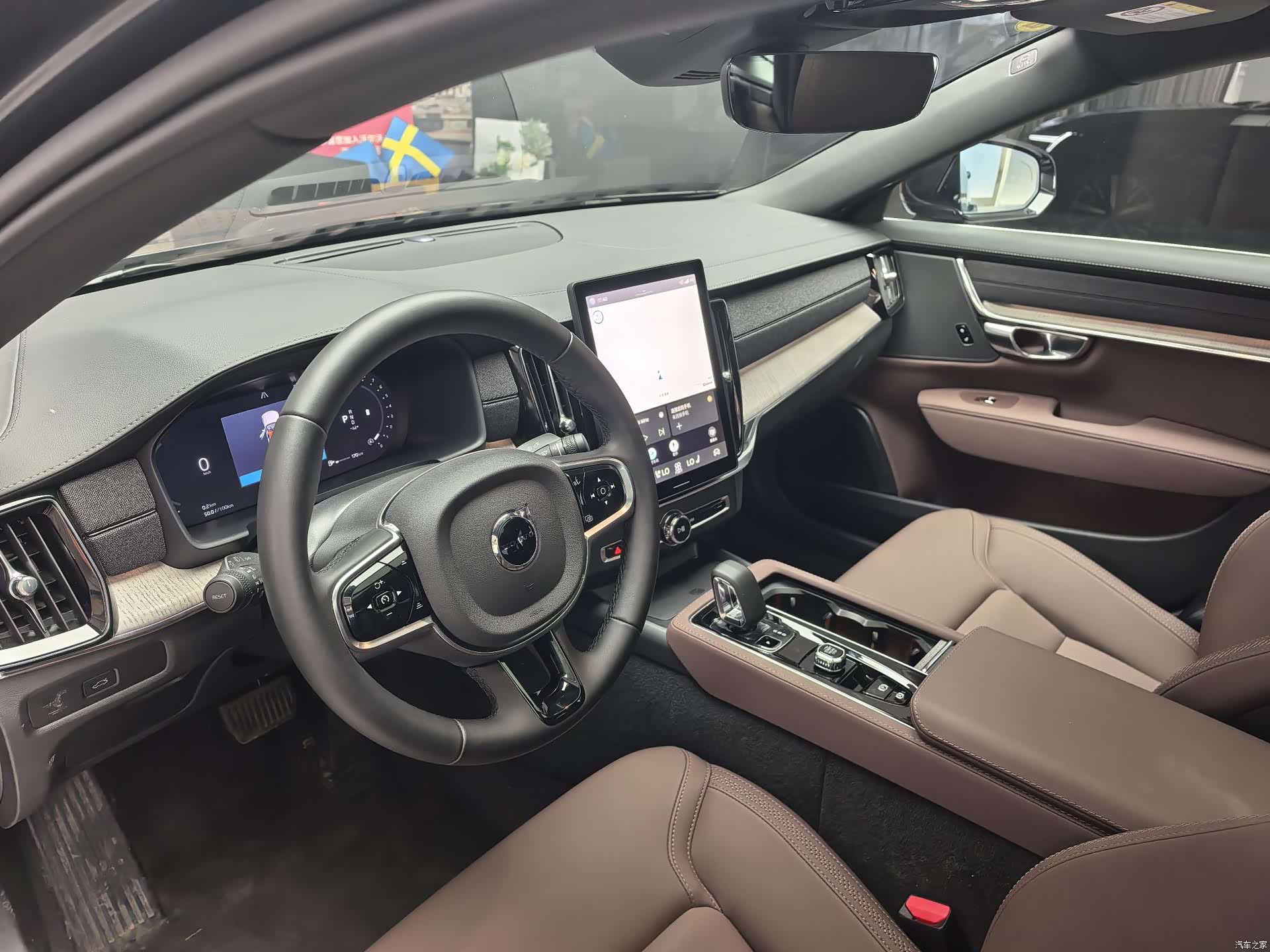 Volvo S90, 2025 все фото