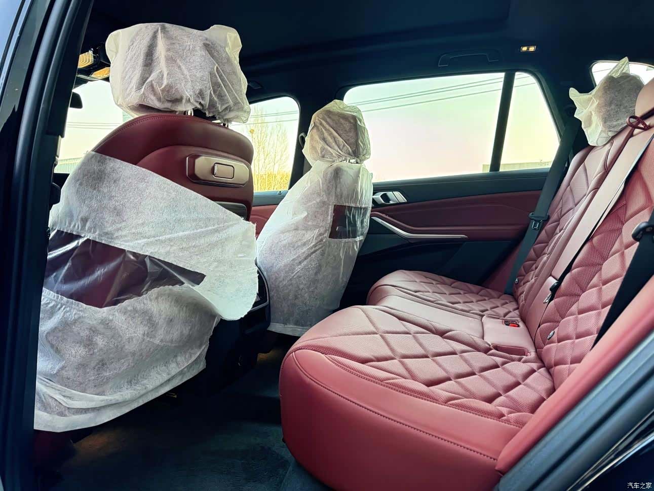 BMW X5, 2025 9