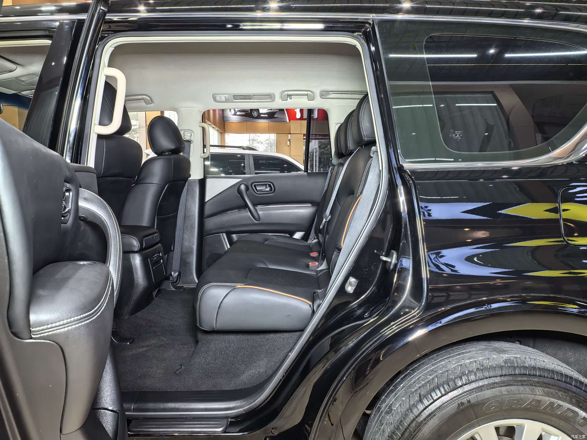 Nissan Patrol, 2017 10