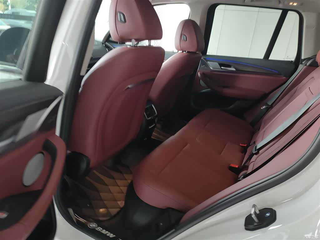 BMW X3, 2025 13