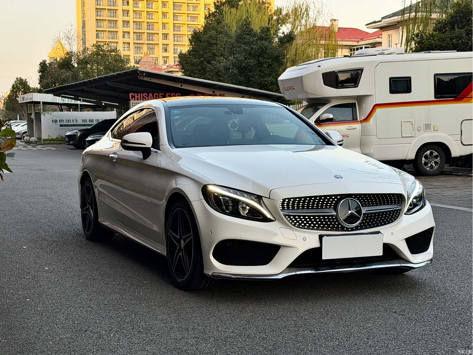 Mercedes-Benz C-Class, 2018 3