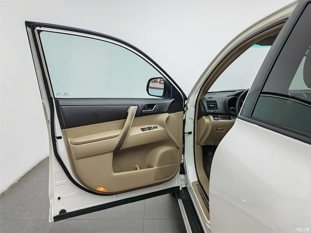 Toyota Highlander, 2010 8