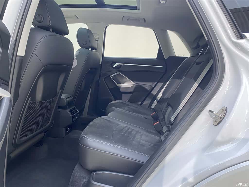 Audi Q3, 2022 18