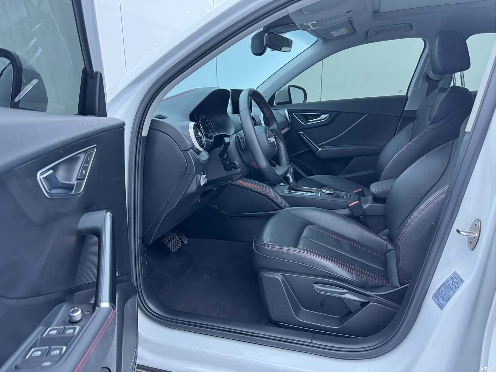 Audi Q2L, 2022 7